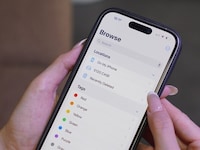 Storage-Packed Smartphone Cases Image 6