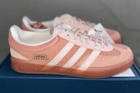 Beachtown-Inspired Pastel Shoes