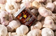 Garlic-Rich Chili Toppings