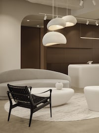 Elegantly Minimalist Retail Environments Image 3