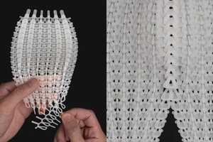 Jellyfish-Inspired Sustainable Lamps Article Thubnail