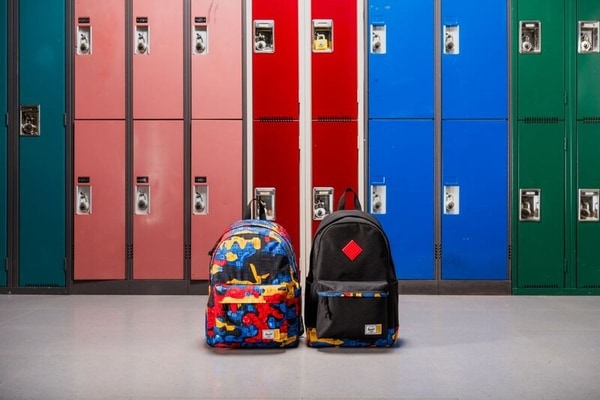 Building-Block-Inspired Bag Capsules