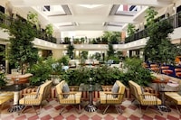 Modern Functionalist-Style Tuscan Hotels Image 3