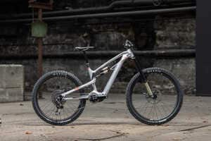 Handmade Trail-Ready eBikes Article Thubnail