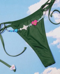 Body-Positive Charm Bikinis Image 2