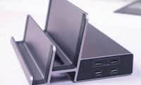 High-Performance Computer Display Docks