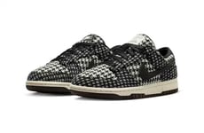 Luxurious Textural Joint Sneakers