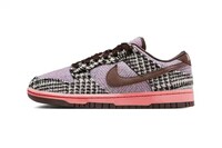 Luxurious Textural Joint Sneakers Image 2