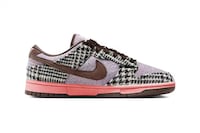Luxurious Textural Joint Sneakers Image 4