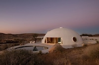 Domed Shelter-Like Holiday Homes Image 2