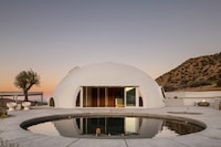 Domed Shelter-Like Holiday Homes Image 3