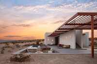 Tinted Serene Desert Retreats Image 3