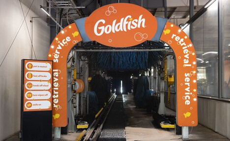 Cracker-Sponsored Car Washes
