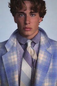 Tailored Americana Summer Fashion Image 2
