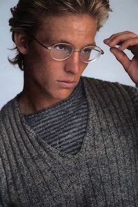 Tailored Americana Summer Fashion Image 4