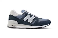 Retro Casual Lifestyle Sneakers Image 1