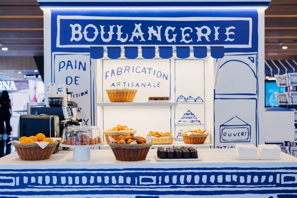 Luxe Parisian-Inspired Pop-Ups