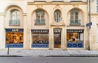 Luxe Parisian-Inspired Pop-Ups Image 2