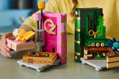 Whimsical Theater-Themed Bookends