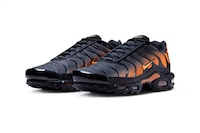 Orange-Tinged Bold Sneakers Image 3