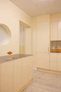 Tranquil Skincare Experience Spaces Image 3