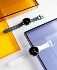 Chic Cushion-Shaped Smartwatches Image 2