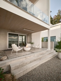 Thoughtful Lakeside Home Designs Image 3