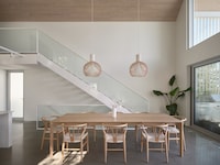 Thoughtful Lakeside Home Designs Image 5