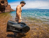 Carbon Fiber Underwater Scooters Image 3