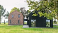 Black-Timber Farmhouse Extensions Image 4