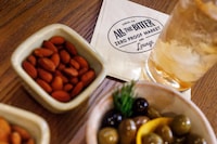 Non-Alcoholic Tasting Lounges