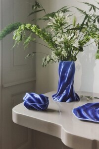 Sculptural Porcelain Modern Capsules Image 1