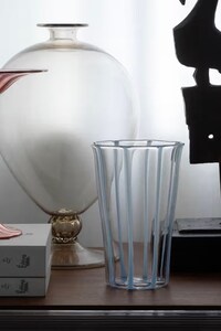 Flower-Inspired Glassware Designs Image 3