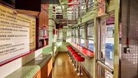 Narrow Modern Taco Restaurants Image 3