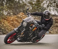 Punchy Vintage-Inspired Motorcycles Image 4