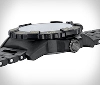 Stealthy Military Dive Watches Image 3