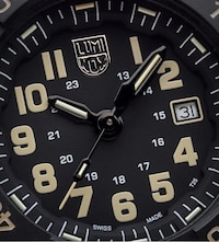 Stealthy Military Dive Watches Image 5