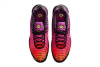 Bold Gradient Retro Runners Image 6
