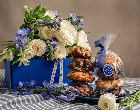 Limited-Edition Gifting Bundles