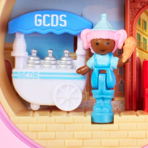 Polly Pocket GCDS コラボ　復刻　限定コラボ Polly Pocket GCDS コラボ 復刻 限定コラボ - メルカリ