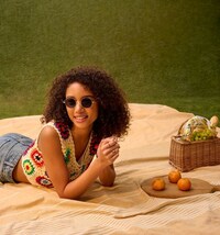 Modernized Vintage Summer Frames Image 3