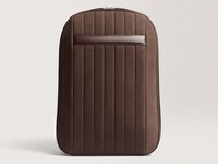 Chic Weekend Jaunt Backpacks Image 3