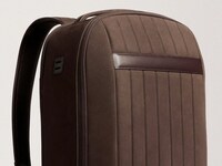 Chic Weekend Jaunt Backpacks Image 5