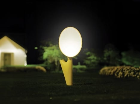 Soil-Powered Light Sources