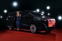 AI-Enhanced Electric Auto Designs Image 4
