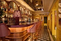 Venetian-Style Eatery Designs Image 4