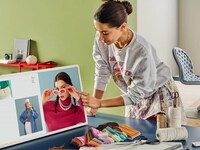 Adaptable Mobile Monitor Displays