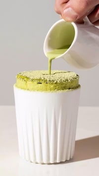 Souffl&eacute;-Style Dessert Drinks Image 1