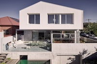 Urban Layered Homes