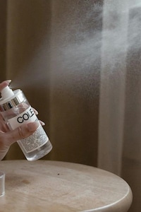 Lightweight Skin Protection Formulations Image 3